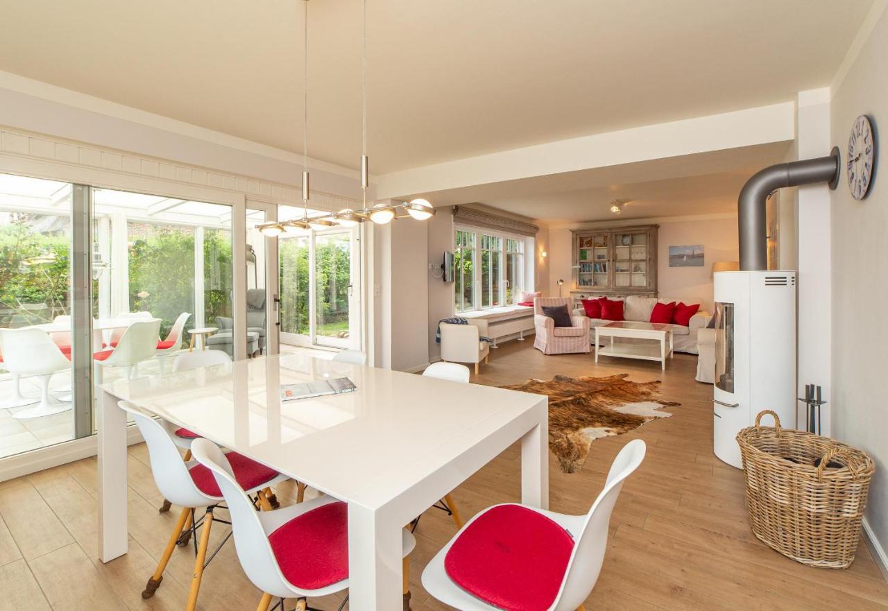 Haus Watthus - Wohnung Paradies Нибел Екстериор снимка