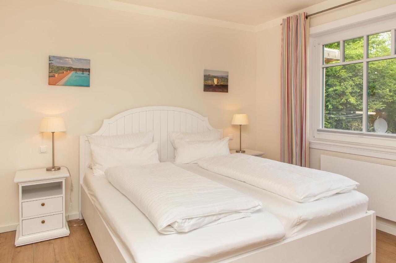 Haus Watthus - Wohnung Paradies Нибел Екстериор снимка
