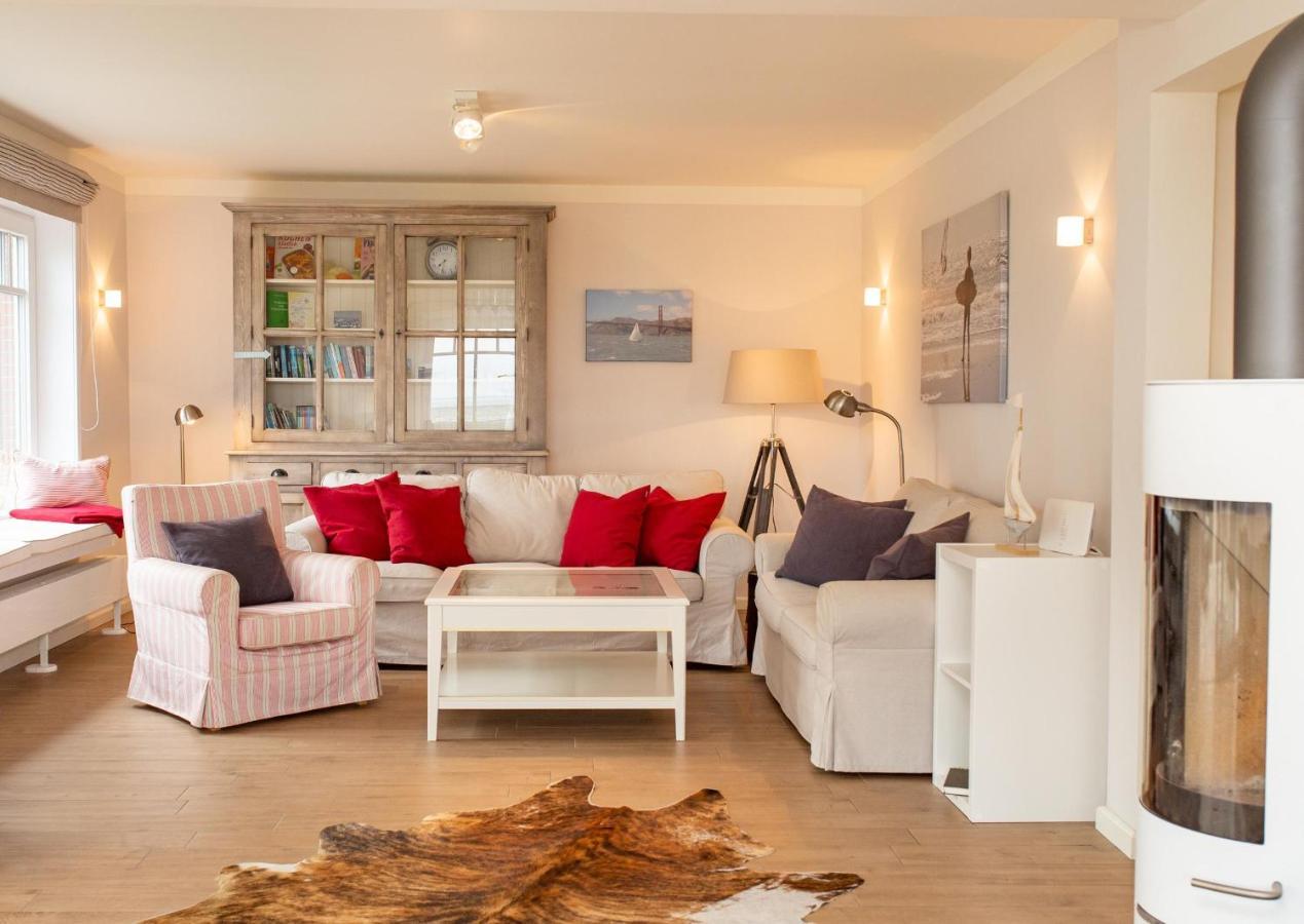 Haus Watthus - Wohnung Paradies Нибел Екстериор снимка